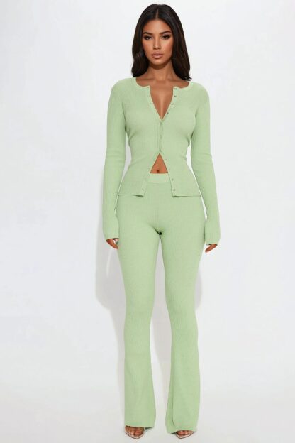 Conjunto de Suéter y Pantalón 'Rayo de Sol' en Amarillo - Image 4