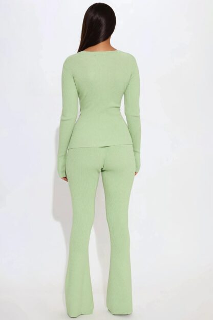 Conjunto de Suéter y Pantalón 'Rayo de Sol' en Amarillo - Image 6