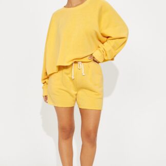 Conjunto de Shorts y Sudadera Ultra Suave
