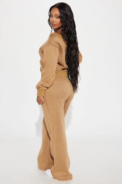 Conjunto de Pantalón y Top Fleece con Cuello Alto - Image 3
