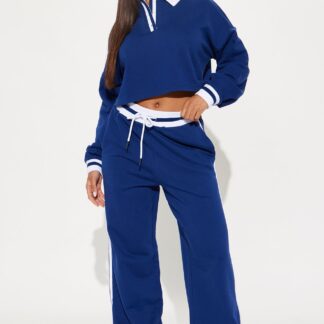 Conjunto de Pantalón y Polo de Felpa Estilo Country Club - Marino