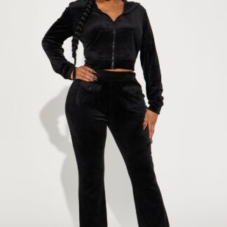 Conjunto de Pantalón y Chaqueta de Terciopelo con Capucha