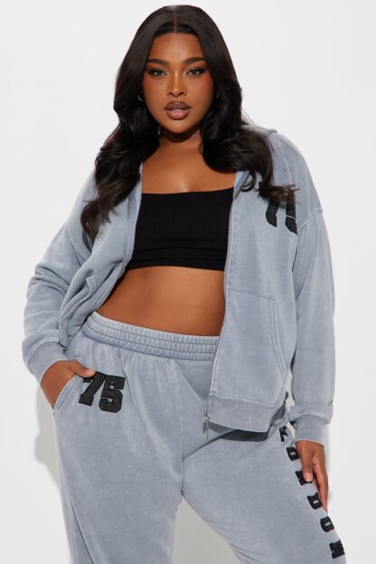 Conjunto de Pantalón y Hoodie en Fleece Lavado VIP Player - Image 9