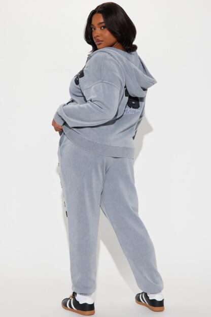 Conjunto de Pantalón y Hoodie en Fleece Lavado VIP Player - Image 11